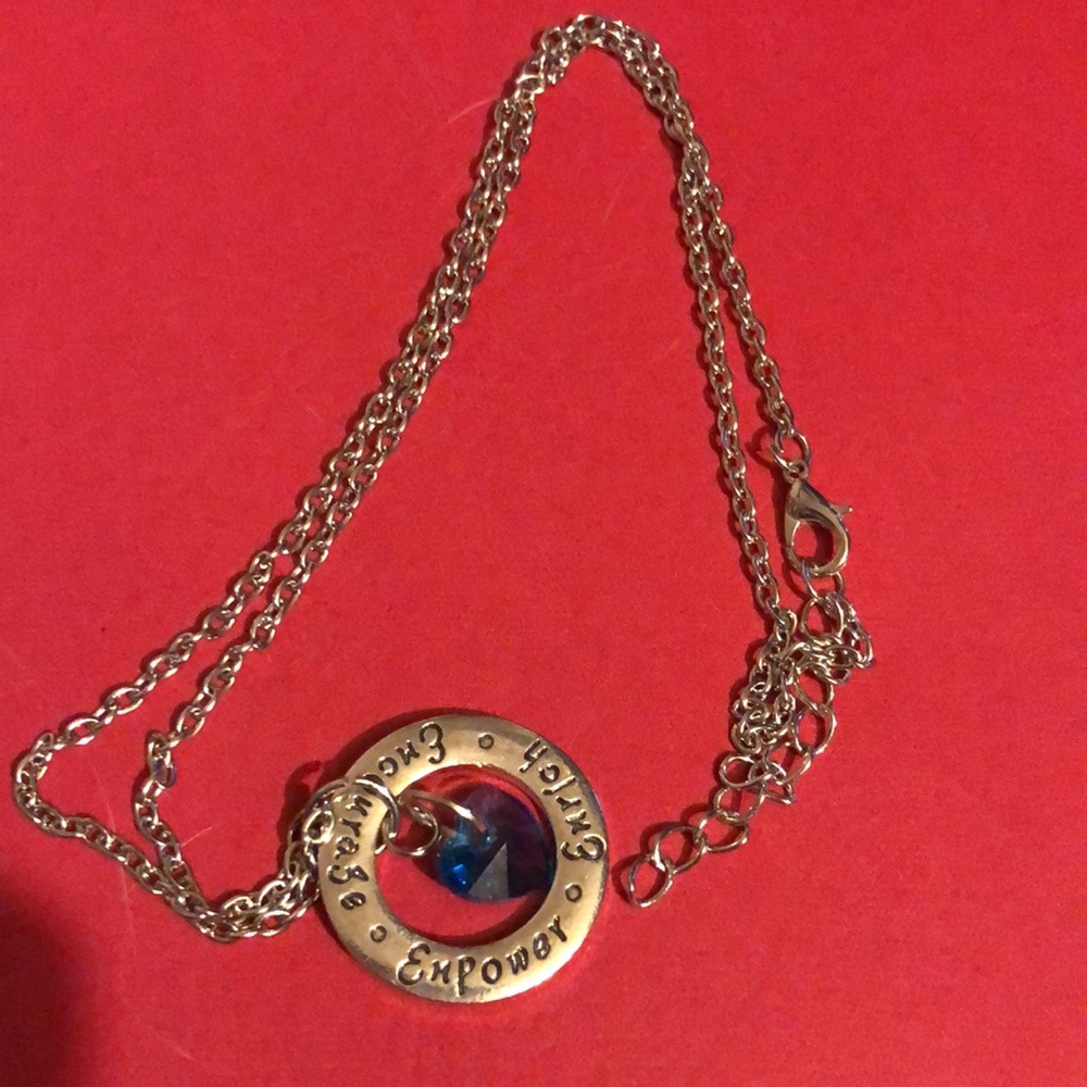 Inspiring necklace (💰3/$15 in any bundle purchase of 3+)